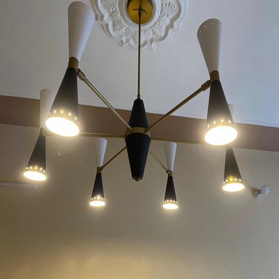 

Люстра в стиле модерн середины века: Черно-белый потолочный светильник на 6 ламп