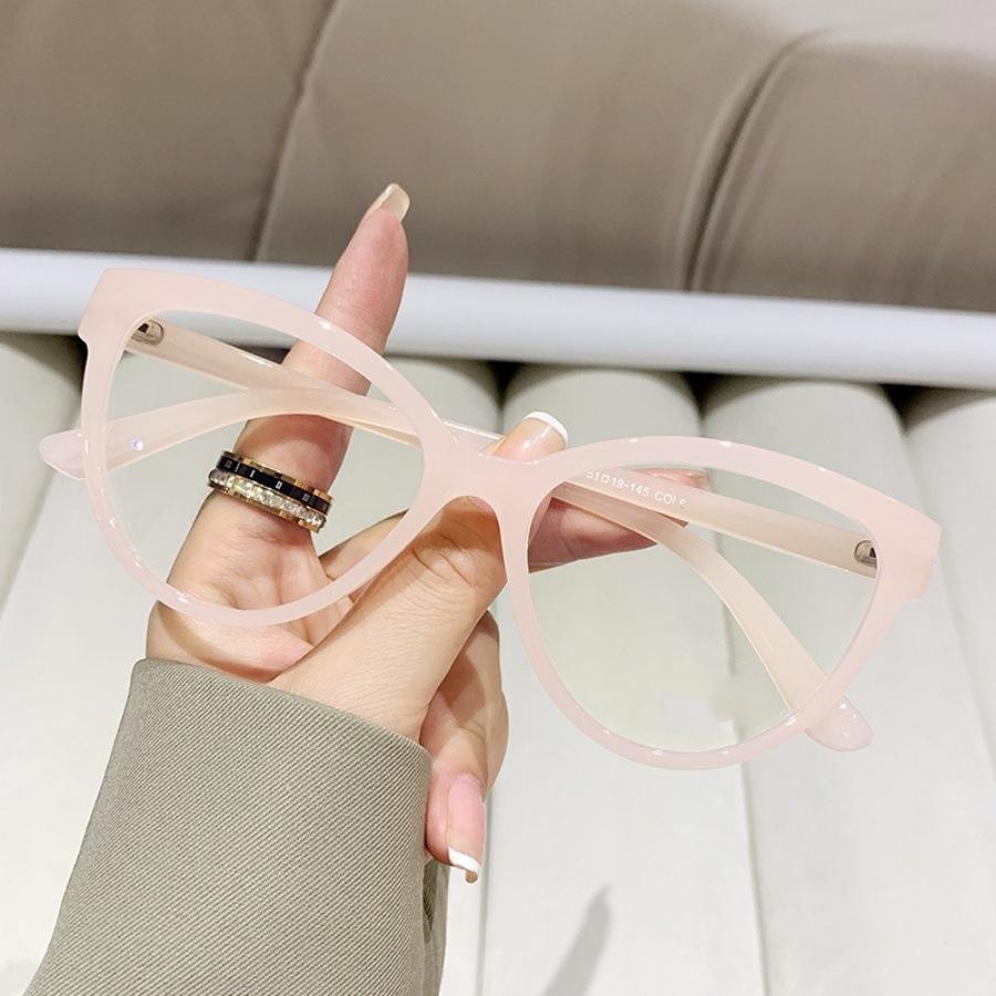 Triangle cat eye flat mirror Internet celebrity new glasses frame anti-blue light plain face can be matched with myopia glasses frame simple
