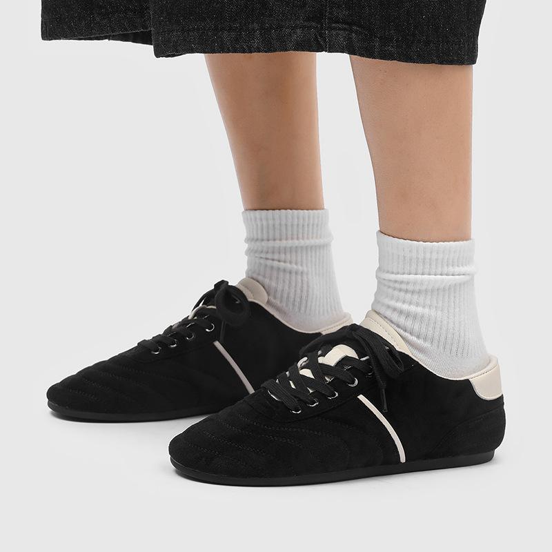 2025 new casual flat-bottomed trendy running shoes to work college style sports shoes breathable thin-soled German training shoes men's shoes