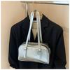 Simple and large-capacity shoulder underarm bag women's new spring and summer fashion commuter baguette bag
