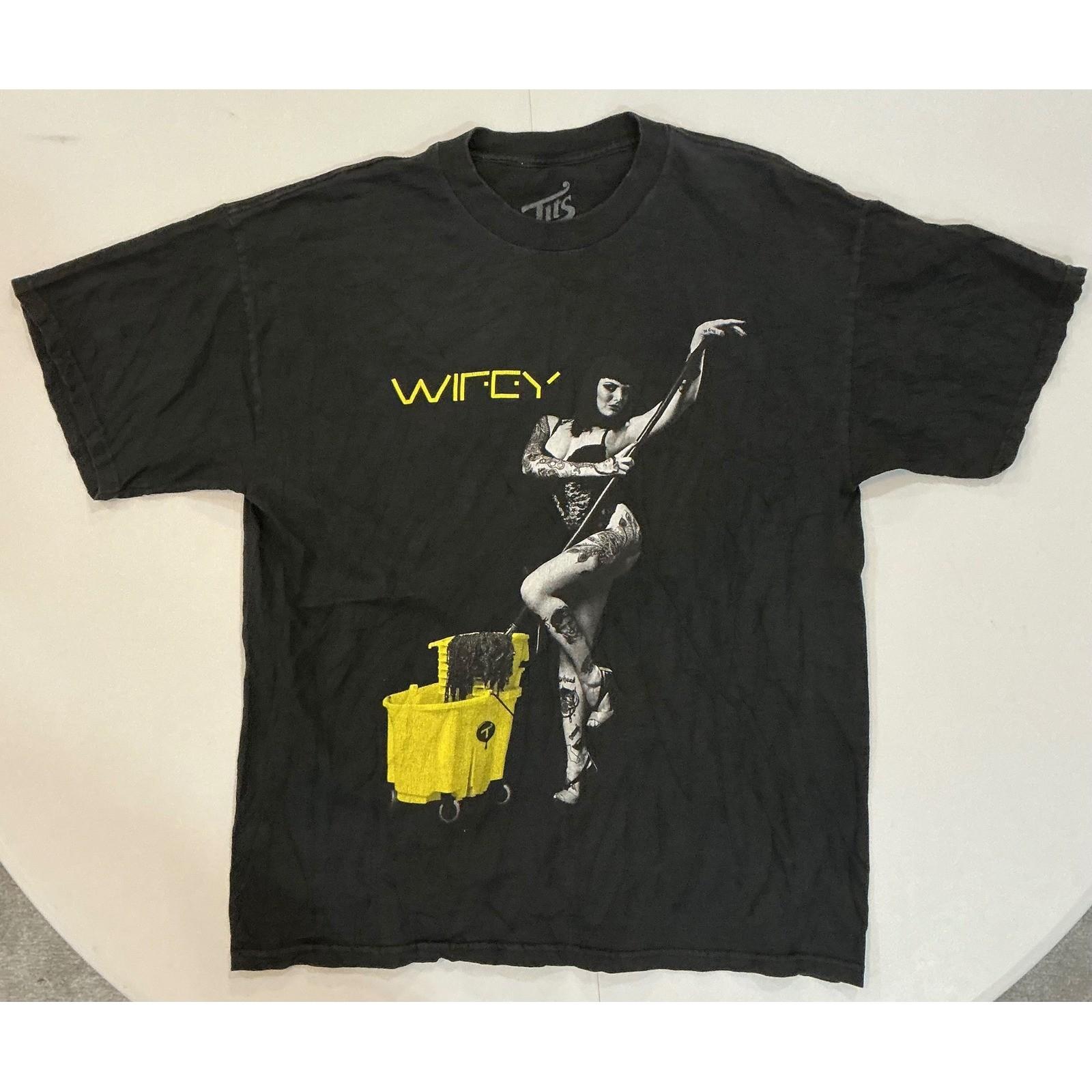 Two In The Shirt TITS Wifey Baddie T-Shirt XL Black Tattoo Pinup Streetwear Unisex T-Shirt S