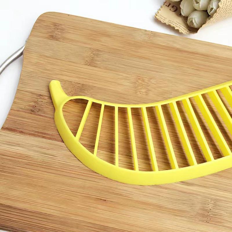2-teiliger Bananenschneider, Werkzeuge zum Schneiden von Bananen, All-in-One-Fruchtteiler, Gurken-Schinken-Wurstschneider