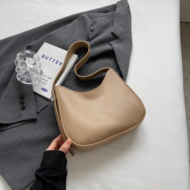 Fashionable Autumn New Arrival Unique Women Bucket Bag For Daily Use