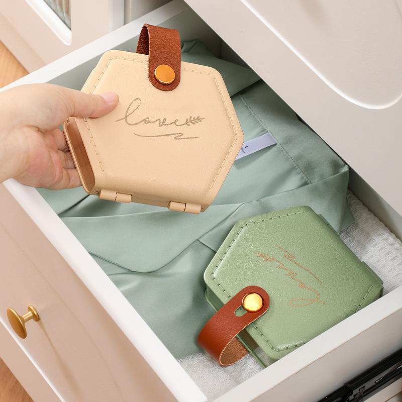 18Pcs Household Sewing Kit, Practical Hand Sewing Thread Needle Set Portable Sewing Storage Bag for Home Clothing Repair
