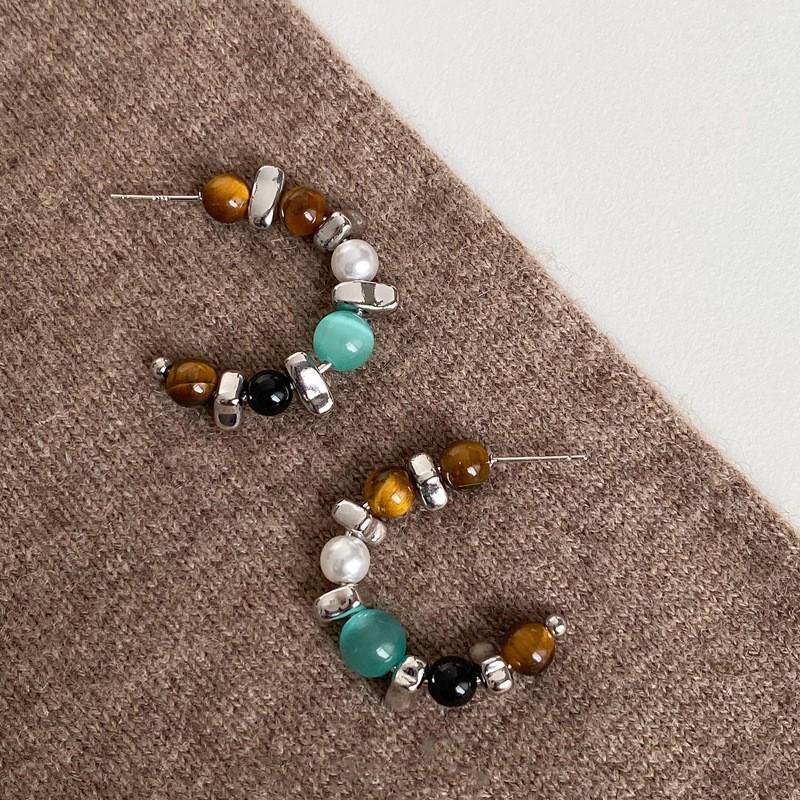 Silver Needle Geometric Tiger Eye Flower Earrings - Retro Style, Light Luxury, High-End Fashion Ear Studs