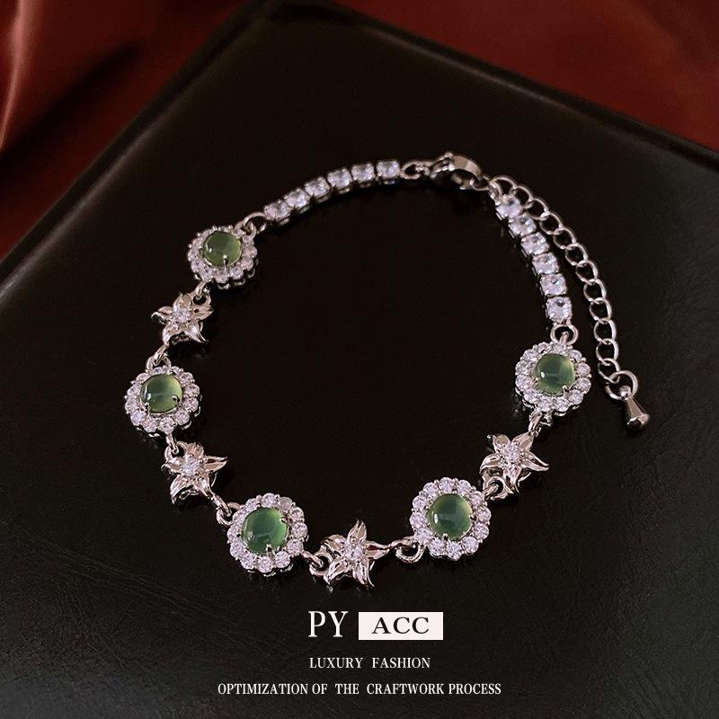 Zircon Flower Round Bracelet: High-End Light Luxury Fashion, Retro Versatile Women's Jewelry