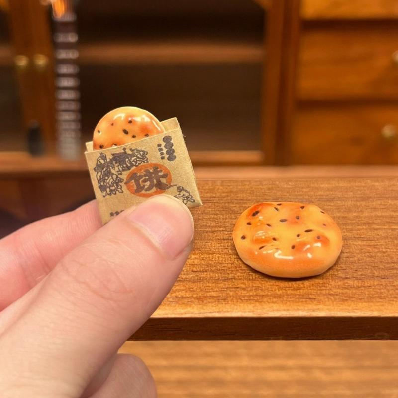 2Pcs Miniature Paper Bag Sesame Pancake Model Simulation Chinese Pastry Food Toy For Dollhouse Kitchen Decor