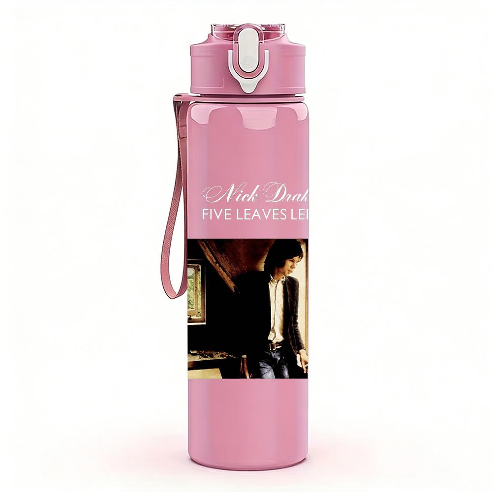 1PC Dark Room Rectangular Band Print 750ml Colorful Plastic Sports Water Bottle Leakproof Pop Up Lid with Straw for Outdoor Work Home Use