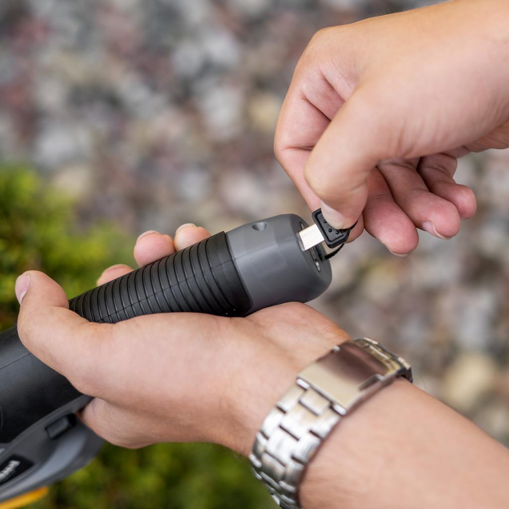 Rebel Cordless Hedge Trimmer for Shrubs