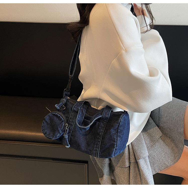 Denim bag women's summer new versatile shoulder messenger bag high-end portable pillow bag