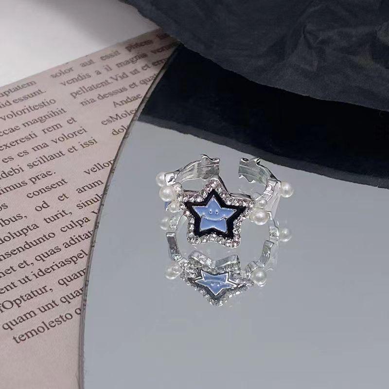 "Adjustable Hip-Hop Lucky Bread Star Ring with Light Blue Drip Glaze and Smiley Face - Perfect Couple's Accessory"