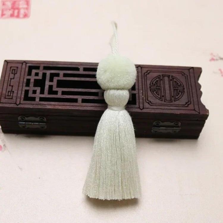 2 Stück Niedliche Quasten mit Wackelköpfen 8cm Bunte Polyesterfaden-Quasten DIY Handarbeiten Tasche Kleidungsstück Ornamente