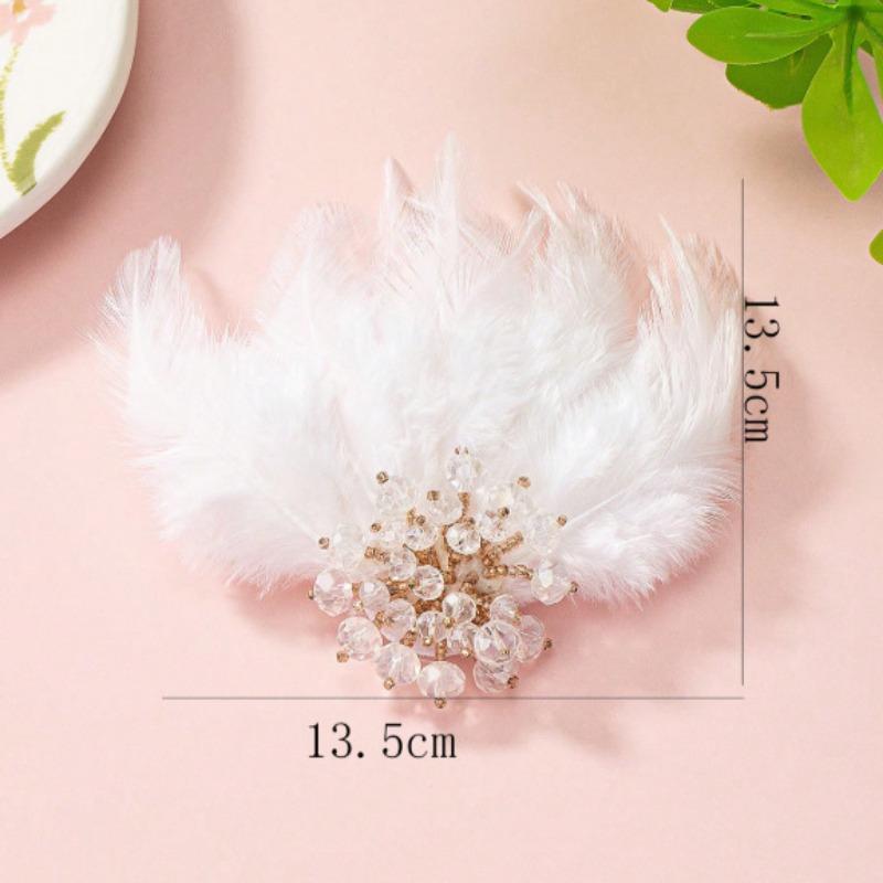 White Feather Corsage Bridal Headdress Stage Performance Clothing Accessories Simple