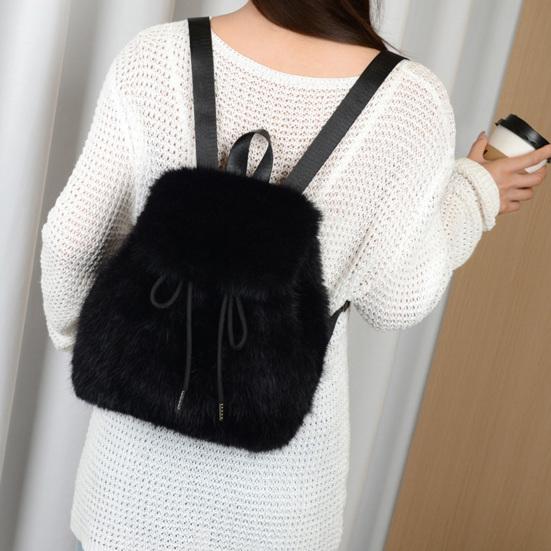 Women Furry Backpack Casual Cute Fluffy Daypack Drawstring Closure Soft Girls Fuzzy Backpack for Street Travel Commuting Daily Errands