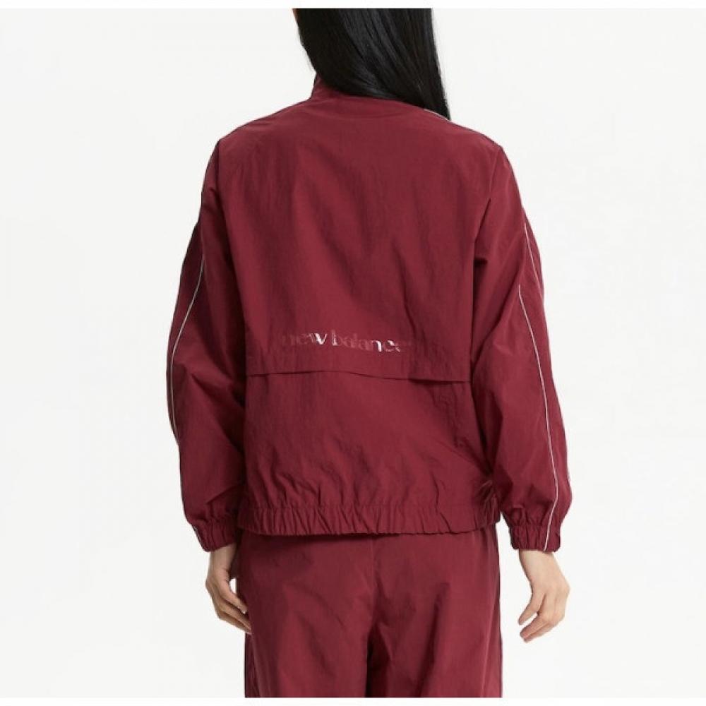 New Balance Women S Track Woven Jacket B1 Nbnaf2w122 29