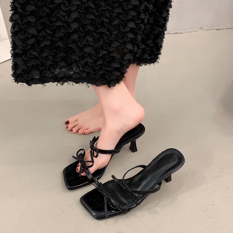 

Women High Heels Sandals Square Toe Bowtie Decor Summer Outdoor Slippers Woman Thin Heeled Party Wedding Shoes 34EU/CN35 чёрный