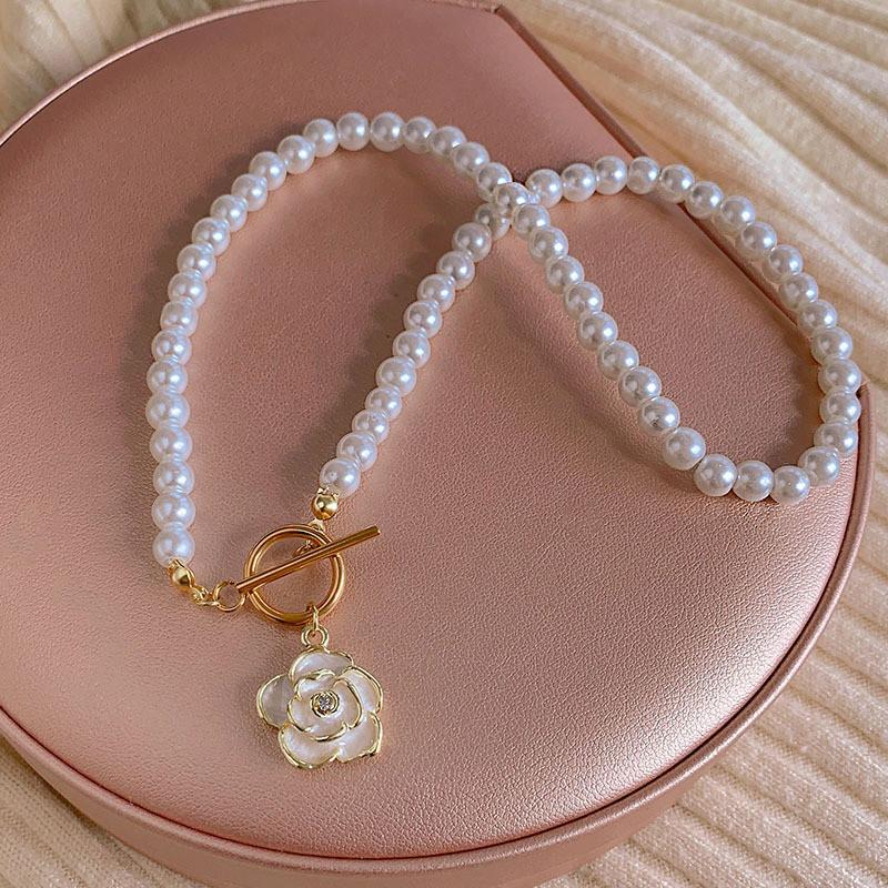 

Ожерелье для женщин, элегантный белый кулон с камелией, колье, аксессуары, ювелирные изделия 1