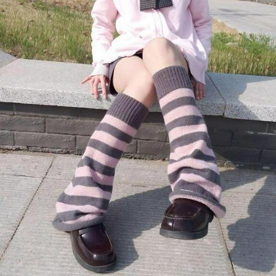 Gray-Powder Striped Wide-Leg Flared Socks - Knitted Autumn/Winter Calf Socks for Hot Girl Subculture