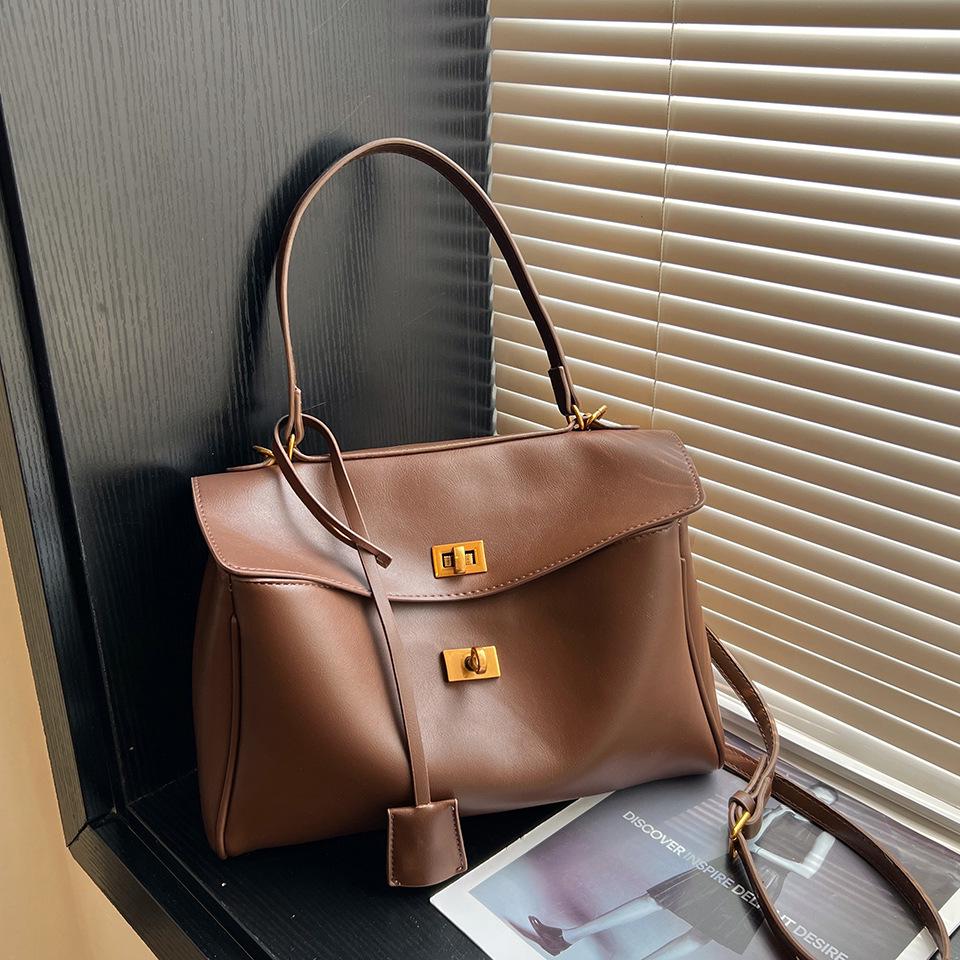 

2025 Retro Suede Surface Autumn/Winter Women s Crossbody Tote Handbag