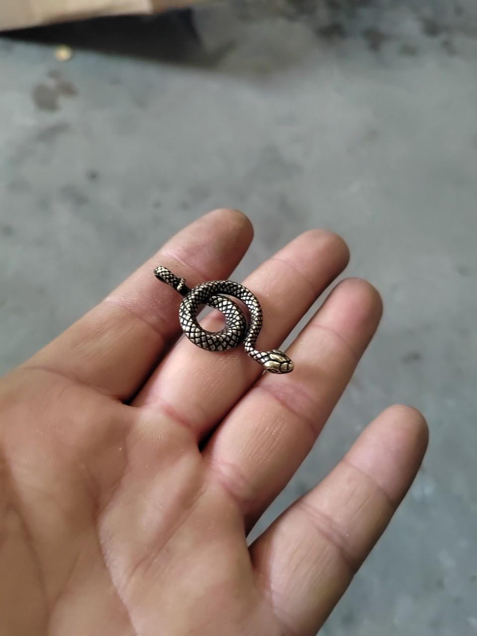 

Украшение фэн-шуй в виде кобры из чистой меди — чайный питомец в виде змеи, приносящий удачу, для декора гостиной и подарков для дома Snake E