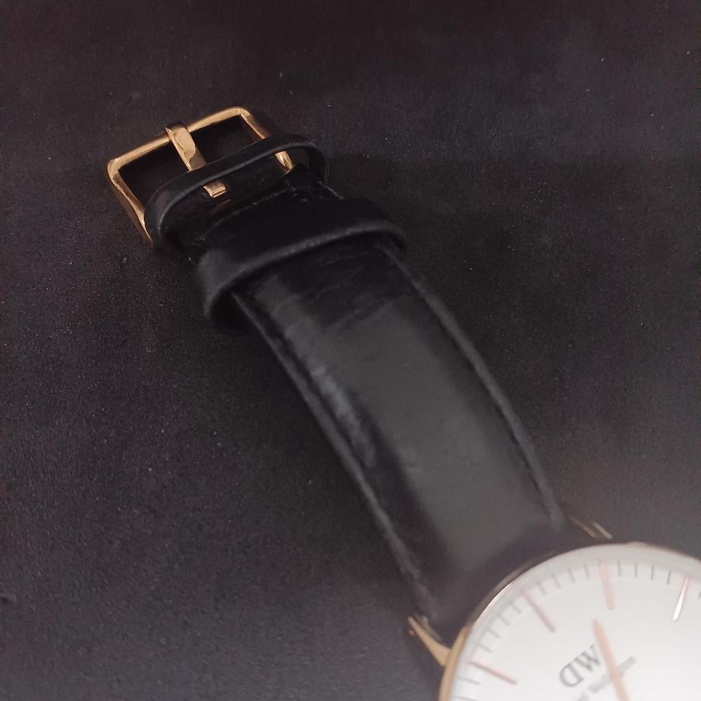 Used Daniel Wellington White Watch