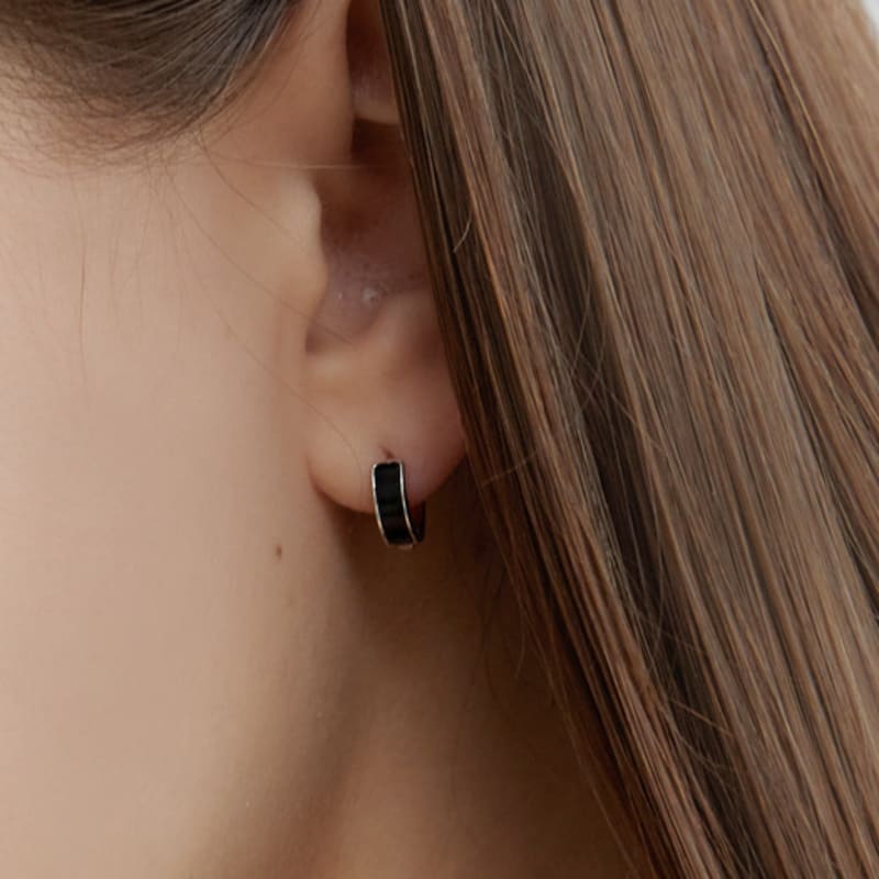 Primaute Black Onyx Earring