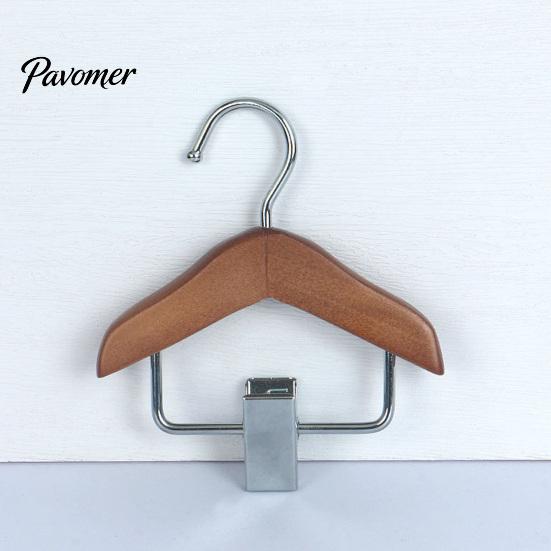Decorative Pet Clothing Hanger Wood Clothes with Metal Clip, Non-Slip Mini Hanger, Small Garment Rack Accessories Simple Style Stand for Apparel