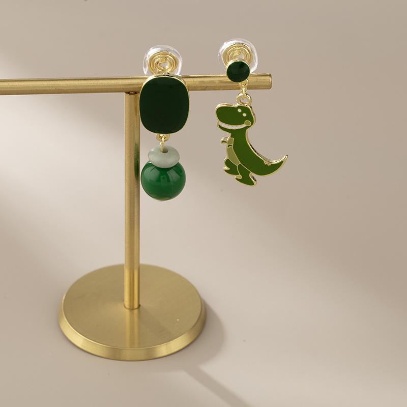 

Асимметричный пирсинг ушей с зеленым динозавром, катушка от комаров, зажим для ушей, модные круглые серьги-подвески с мультяшными бусинами, женские серьги
