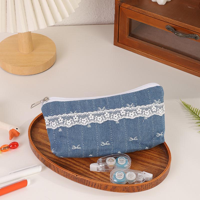 Aesthetic Floral Lace Pencil Case for Girls Large Capacity Makeup Bag with Zipper Cute Ins Style School Organizer Pen Holder