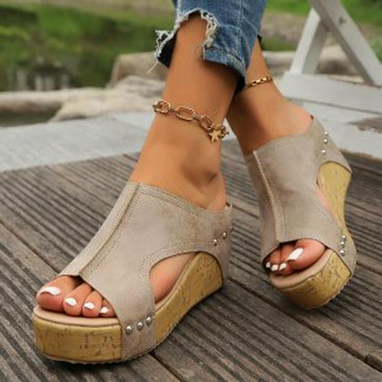 

Летние женские тапочки большого размера на танкетке с открытым носком 2024 года для ношения на открытом воздухе 37 бежевый