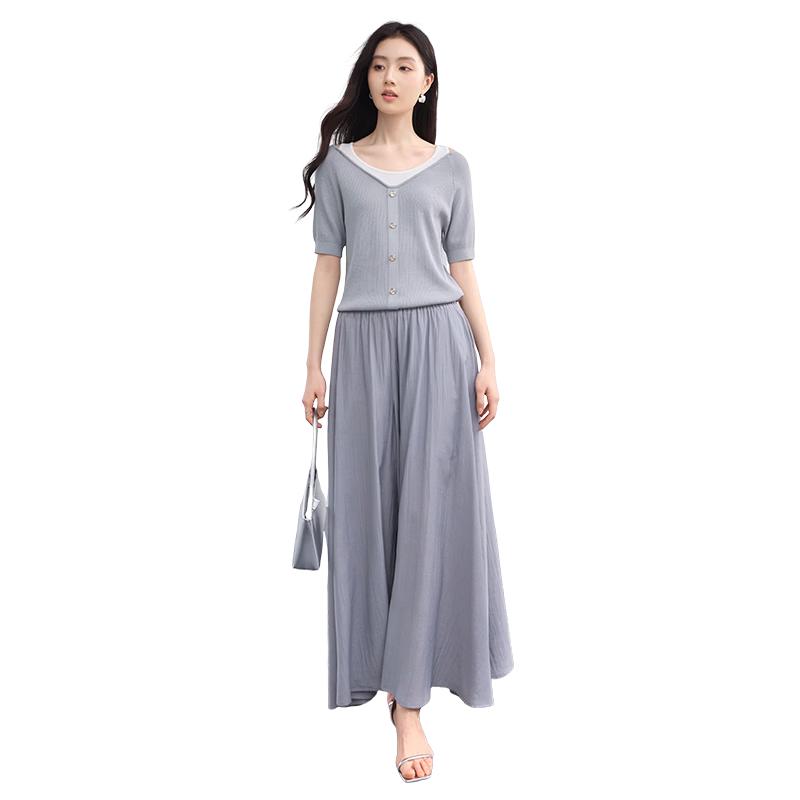 Xiangying Women s Fake Two-Piece V-neck Knitted Top S