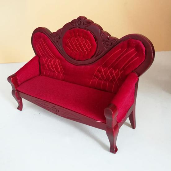 Mini Sofa Nostalgic No Burr Eco-friendly 0.05 Dollhouse Miniature Sofa for Girl