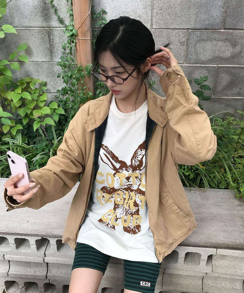 COTTONREBIRTHCLUB Rabbit Raglan T-Shirt (Cream)