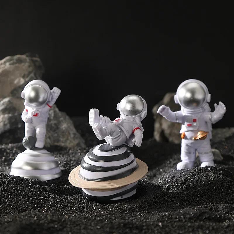 3 pcs Astronaut Figure Statue Figurine Spaceman Sculpture Educational Toy Desktop Home Decoration Astronaut Model For Kids Gift
