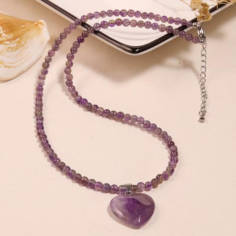 Fashion amethyst bead necklace, female niche, versatile, pentagram pendant, collarbone chain, high-end necklace