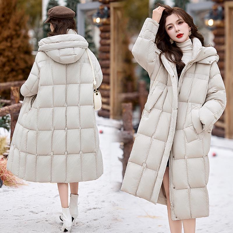 

Женский очень длинный пуховик выше колена - Модный, Теплый, Утепленный пухом белой утки пальто HR211 S (90-115 lbs) бежевый/жемчужный