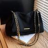 Perfektní Lily Dámská Vintage Velká Crossbody Taška přes Rameno Elegantní Kabelka s Odnímatelným Popruhem Odolná pro Běžné i Formální Události