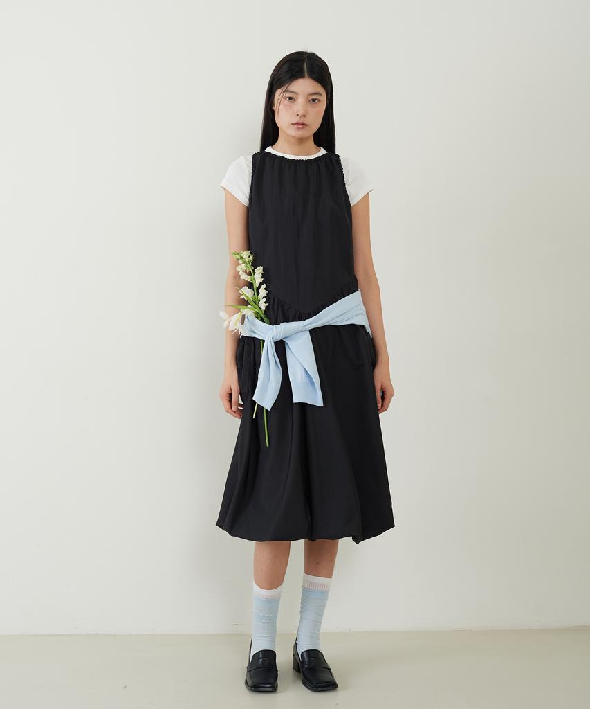 From Wear Balloon Sleeveless Dress Black