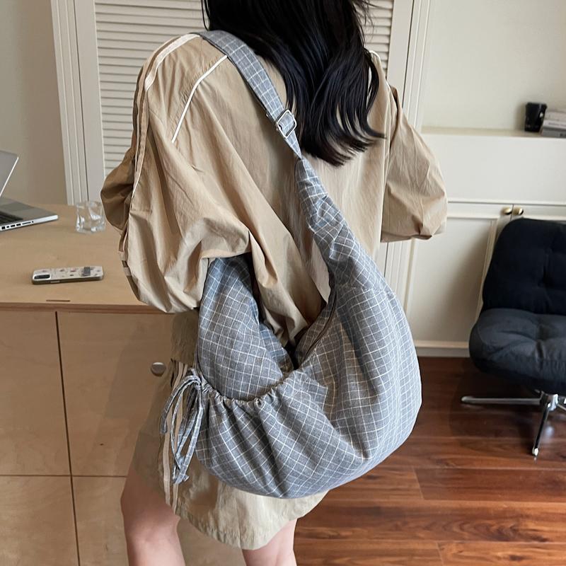 Women's Large Capacity Crossbody Bag Canvas Pleated Plaid Nylon Bag Commuter Shoulder Bag