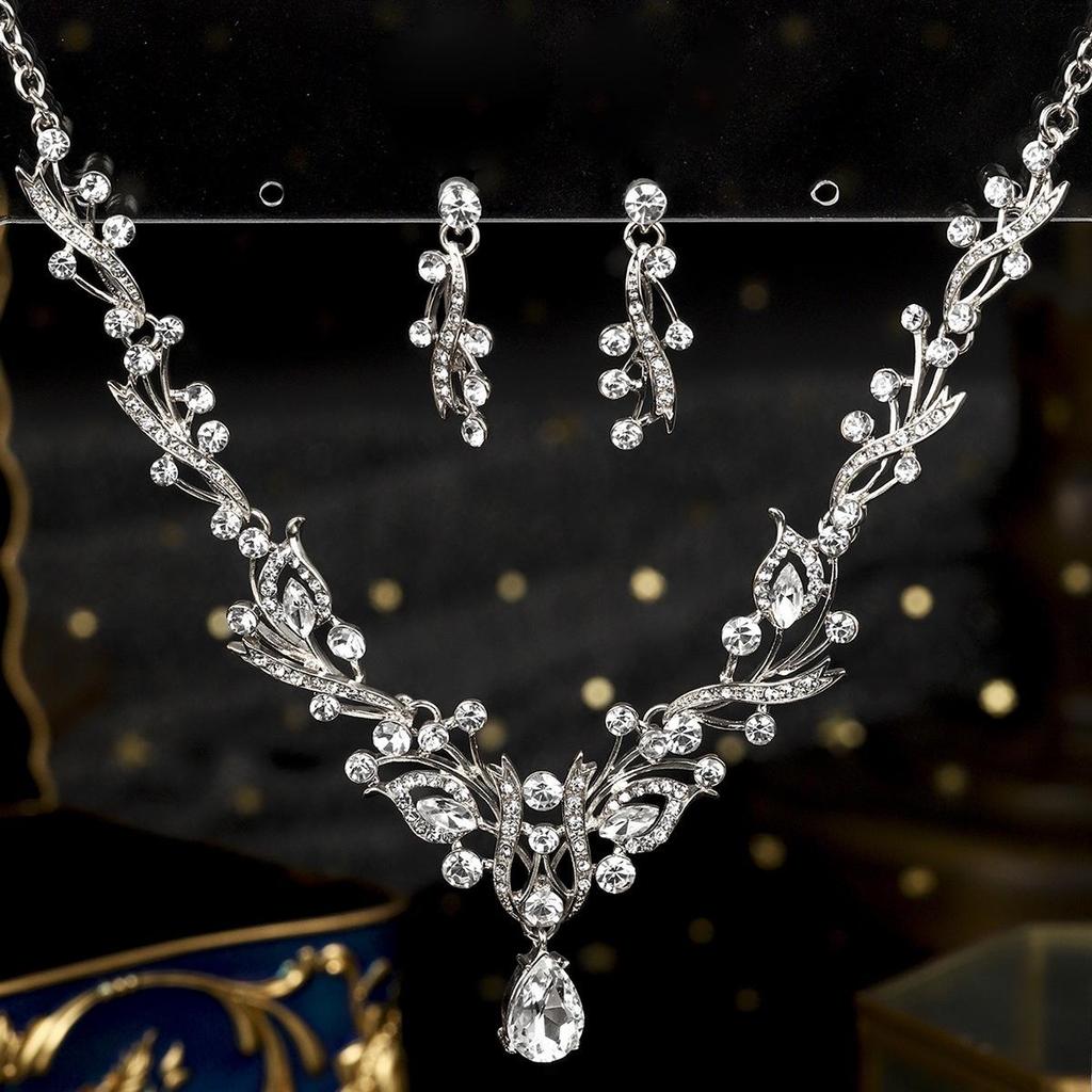 Vintage Crystal Floral Teardrop Bridal Necklace & Earring Set - Elegant Evening Jewelry