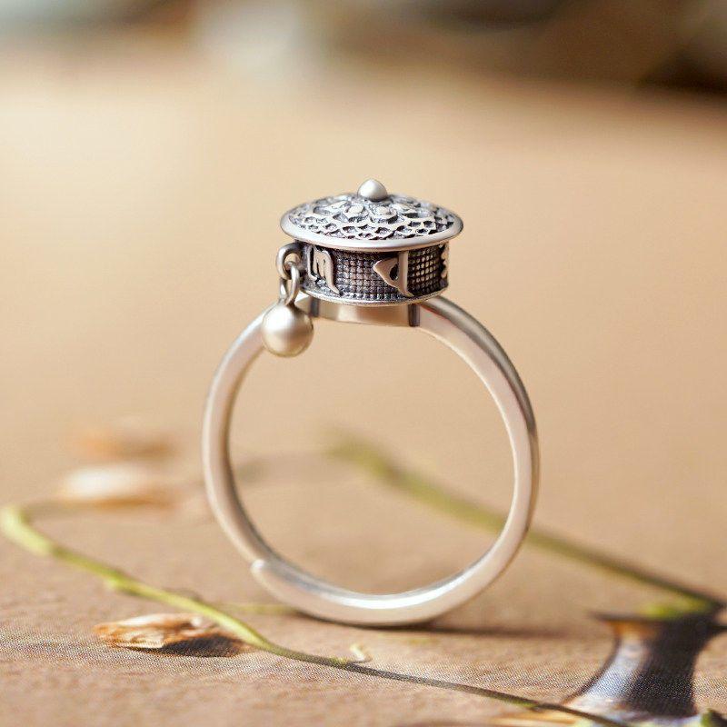 

Кольцо-молитвенное колесо для мальчиков и девочек, вращающееся кольцо-трубка с мантрой из шести слогов и Сутрой Сердца, украшение-браслет Silver No specifications