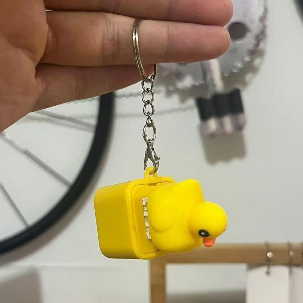 Small Yellow Duck And Frog Keychain, Duck Frog Clicker With Led Light, Adult Stress Relieving And Anxiety Sensing Toy