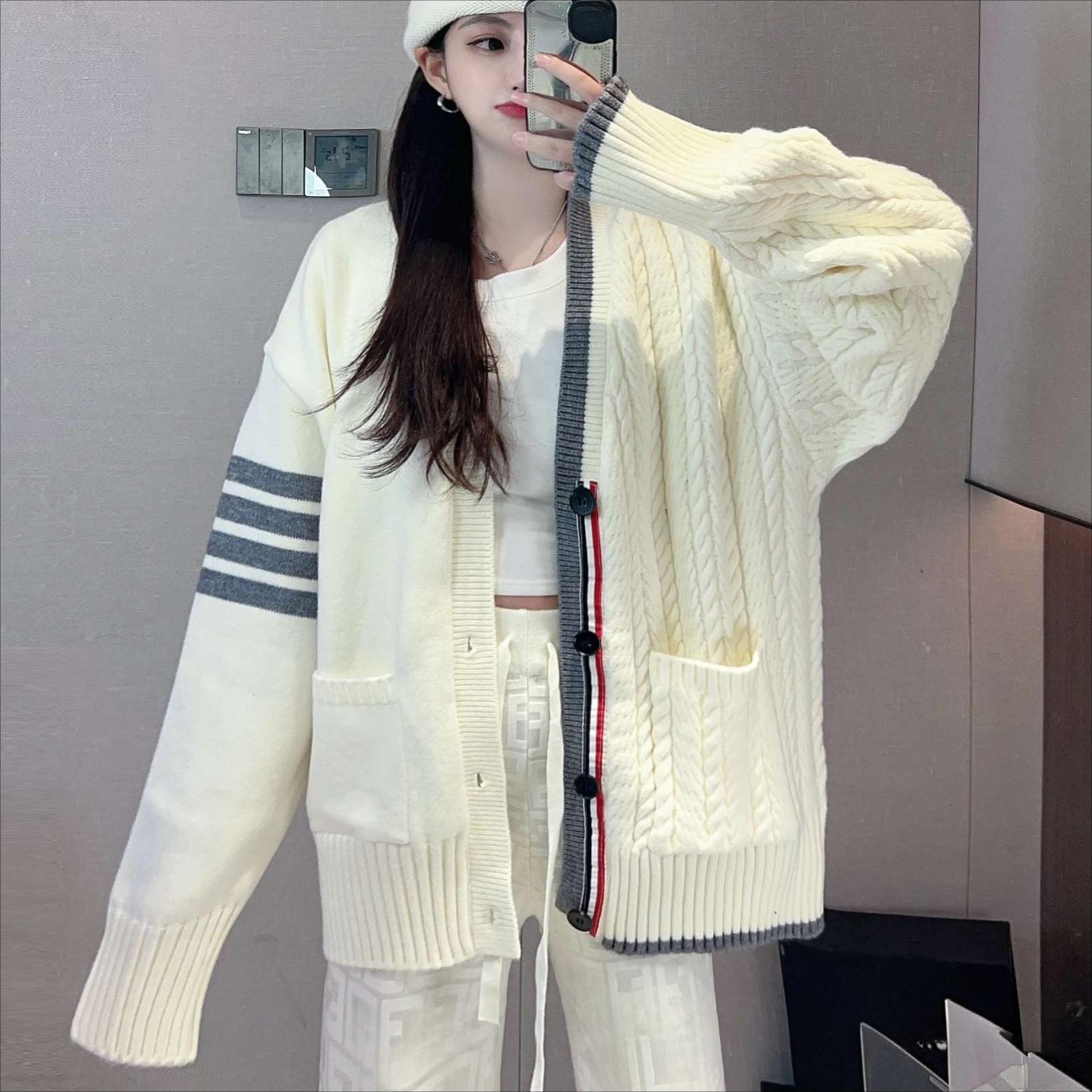 

Весенне-осенний вязаный свитер из шерсти с V-образным вырезом, женский, с двойным переплетением, контрастного цвета, повседневный кардиган оверсайз, длинное пальто, женский One Size