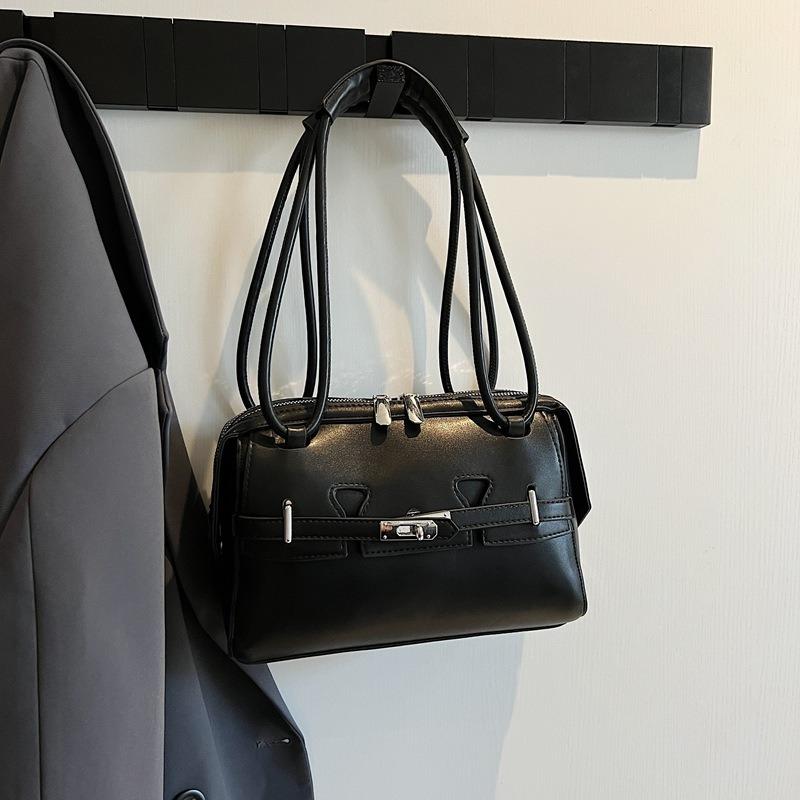 Simple and high-end underarm bag women's fashion shoulder bag spring new niche trendy portable women's bag