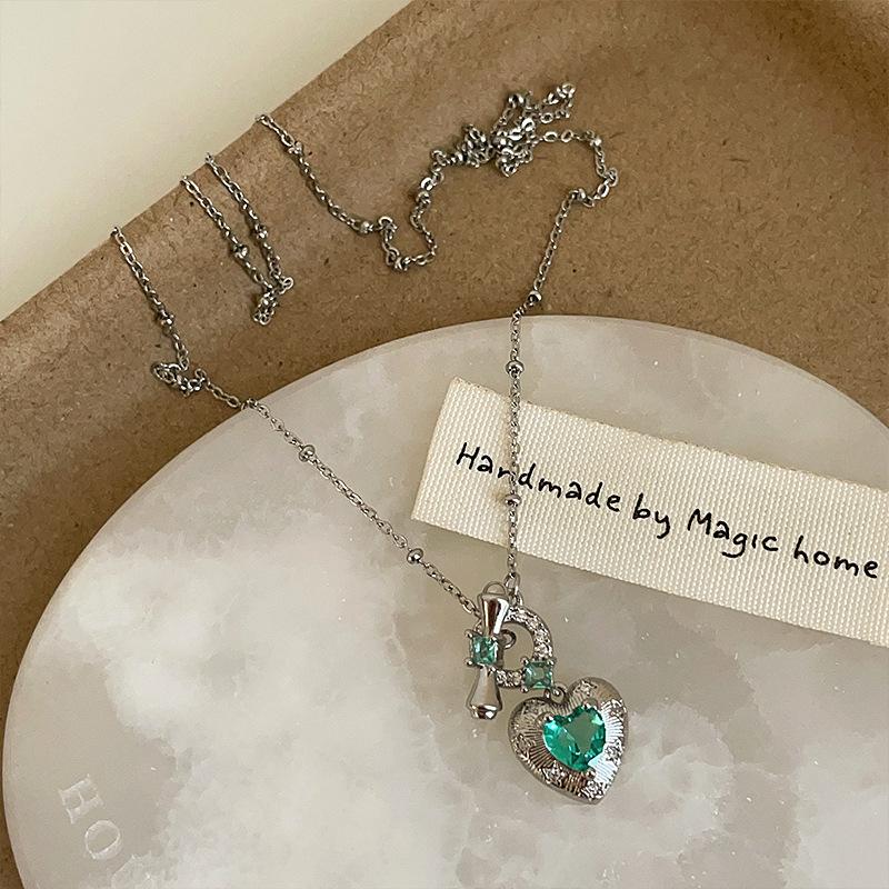 

Mojito Green Love Цирконовое ожерелье Женское легкое роскошное высококлассное чувство элегантный модный тренд темпераментная цепочка на шею ключичная цепочка