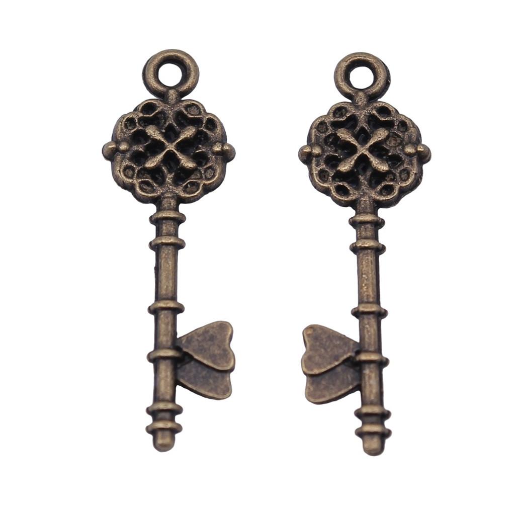 Simple Skeleton Key Charms Multi Color Alloy Pendants For Vintage Themed Jewelry