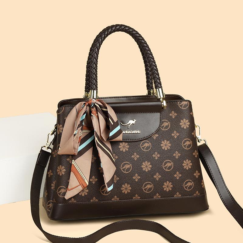 Fashionable Large Capacity Shoulder Bag, Winter New Item, Niche Travel, Large Capacity Old Flower Mother Crossbody Bag