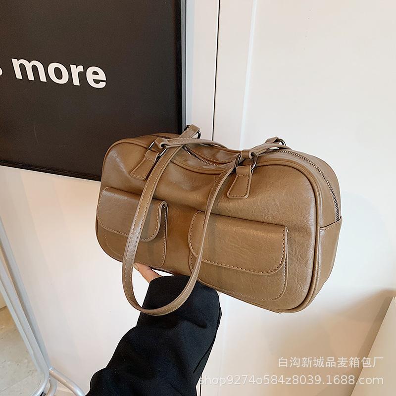 

New retro bowling bag large capacity high-end shoulder bag large capacity personalized women s bag single shoulder armpit bag women