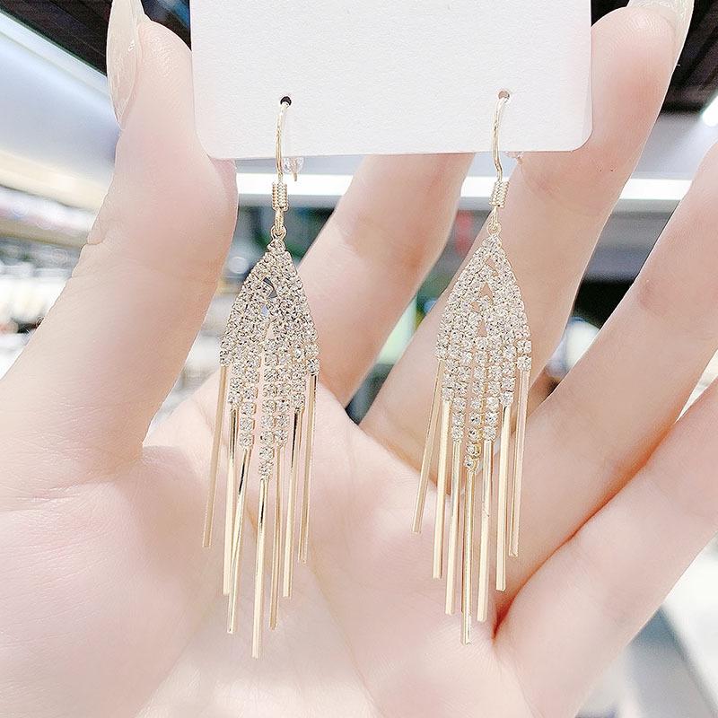 Versatile Tassel Earrings with Fashionable Temperament, Women's New Trendy and Personalized Earrings, Versatile Internet Celebrity Earrings, Ear Hooks