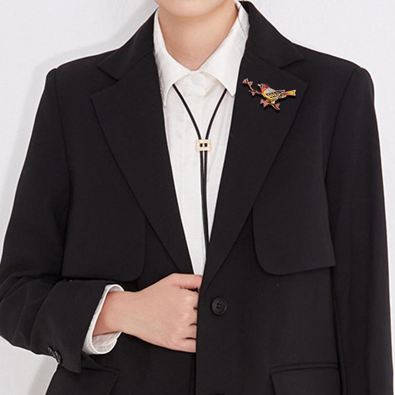 Jurchen Magpie Cute Bird Enamel Collar Pin Accessories Brooch